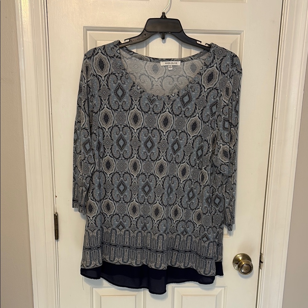 Women's Blue Patterned Top